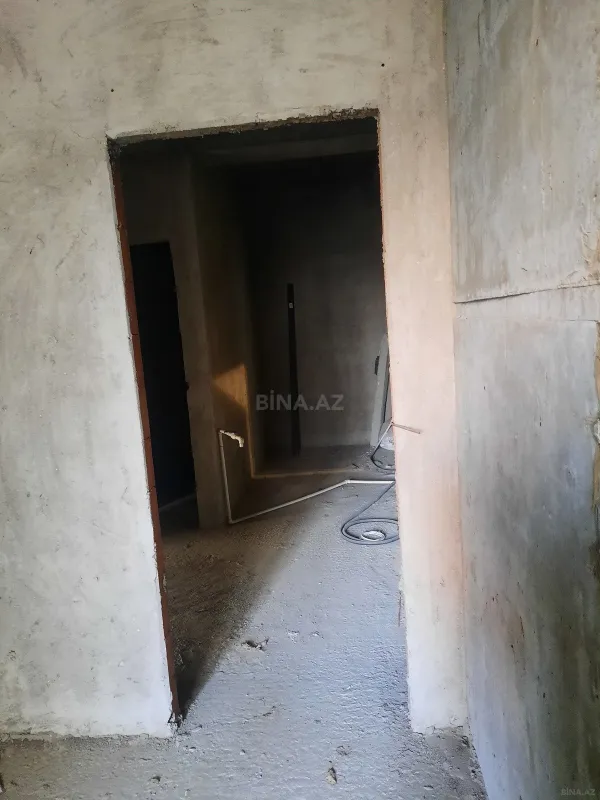 Satılır 2 otaqlı mənzil 96 m²