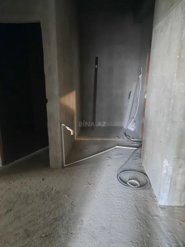 Satılır 2 otaqlı mənzil 96 m²