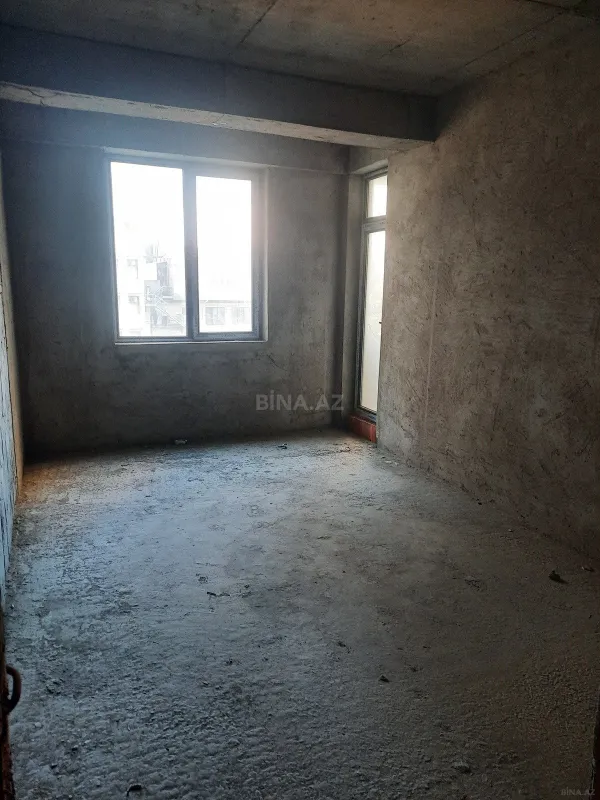 Satılır 2 otaqlı mənzil 96 m²