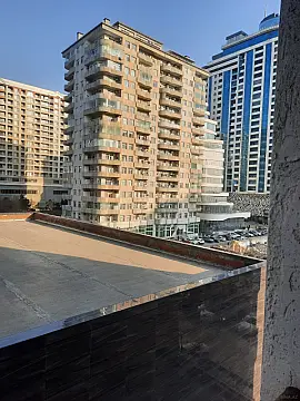 Satılır 2 otaqlı mənzil 96 m²