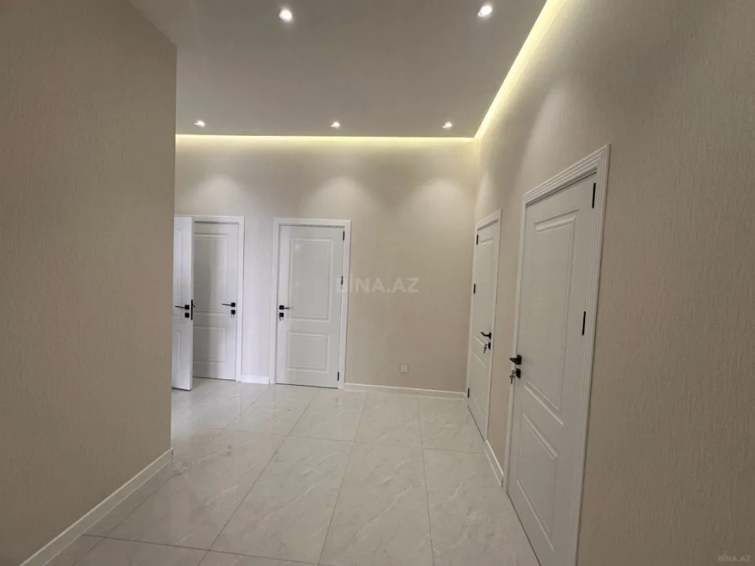 Satılır 4 otaqlı həyət evi 138 m²
