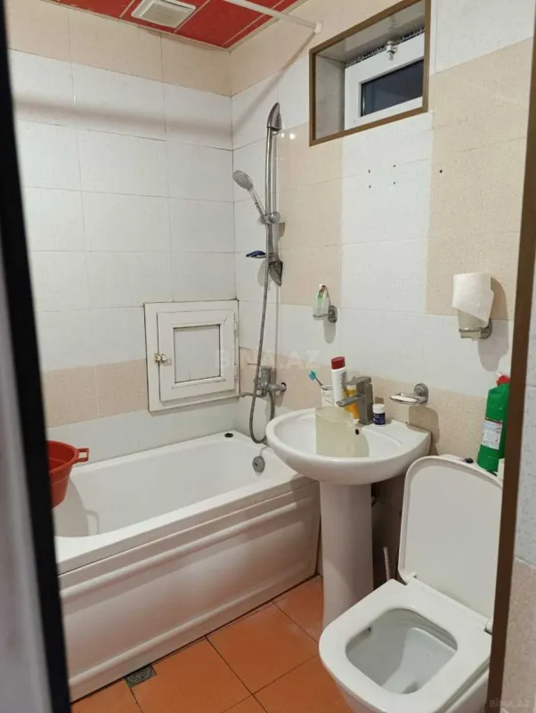 Satılır 3 otaqlı mənzil 65 m²