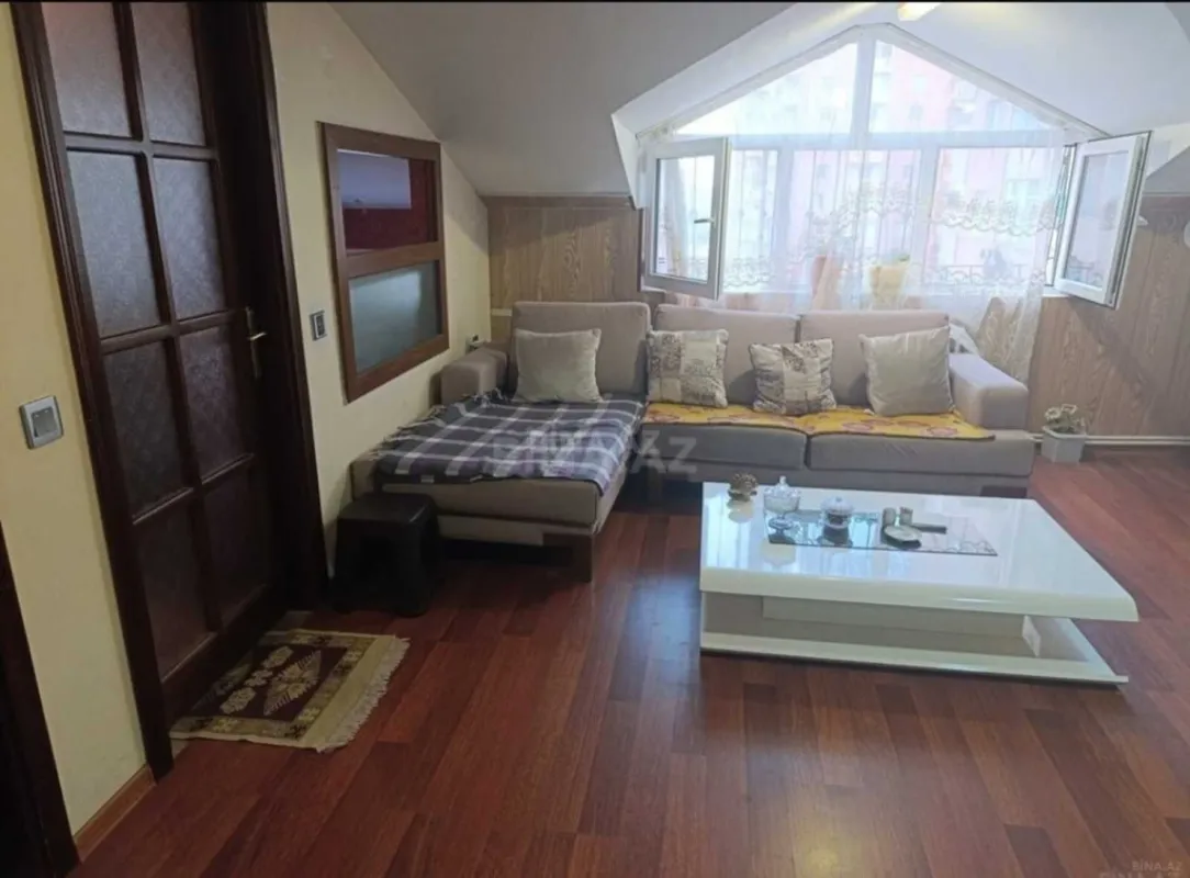 Satılır 3 otaqlı mənzil 65 m²