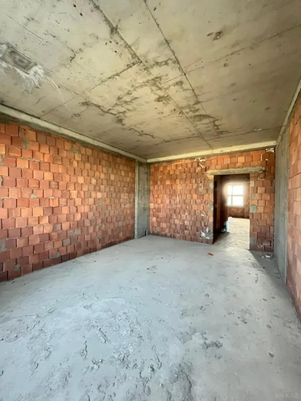 Satılır 2 otaqlı mənzil 94 m²