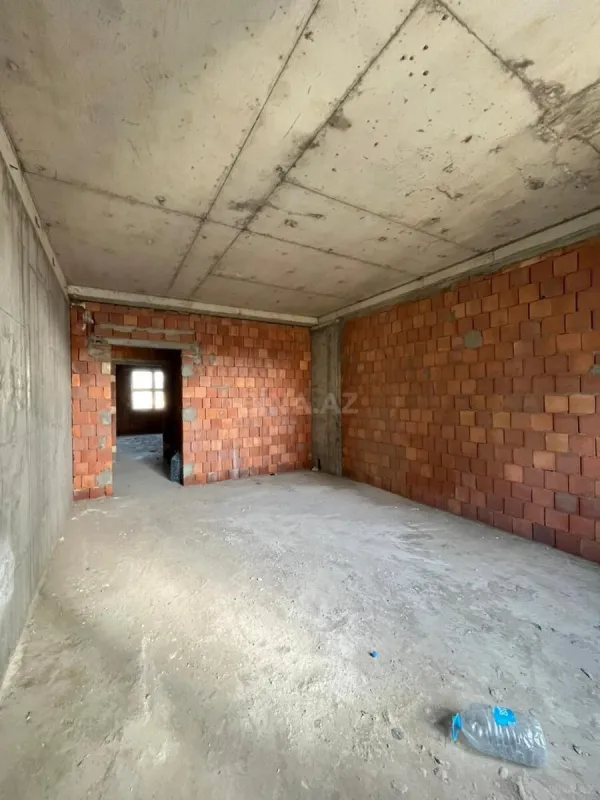 Satılır 2 otaqlı mənzil 94 m²