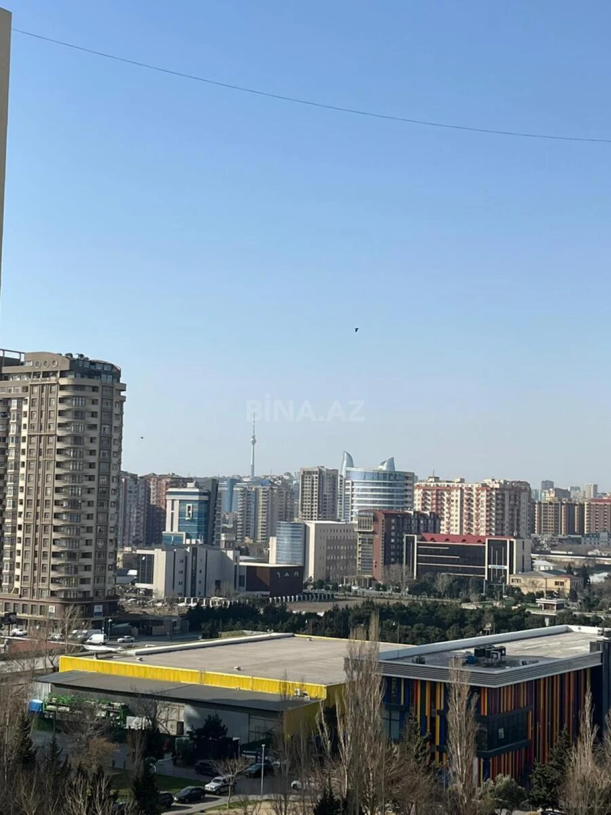Satılır 2 otaqlı mənzil 94 m²