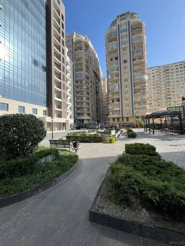 Satılır 2 otaqlı mənzil 94 m²