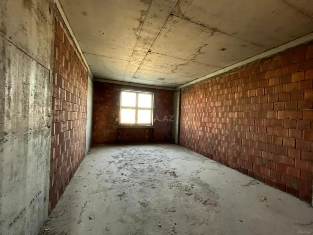 Satılır 2 otaqlı mənzil 94 m²