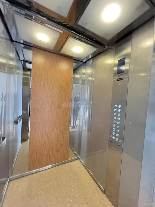 Satılır 2 otaqlı mənzil 94 m²