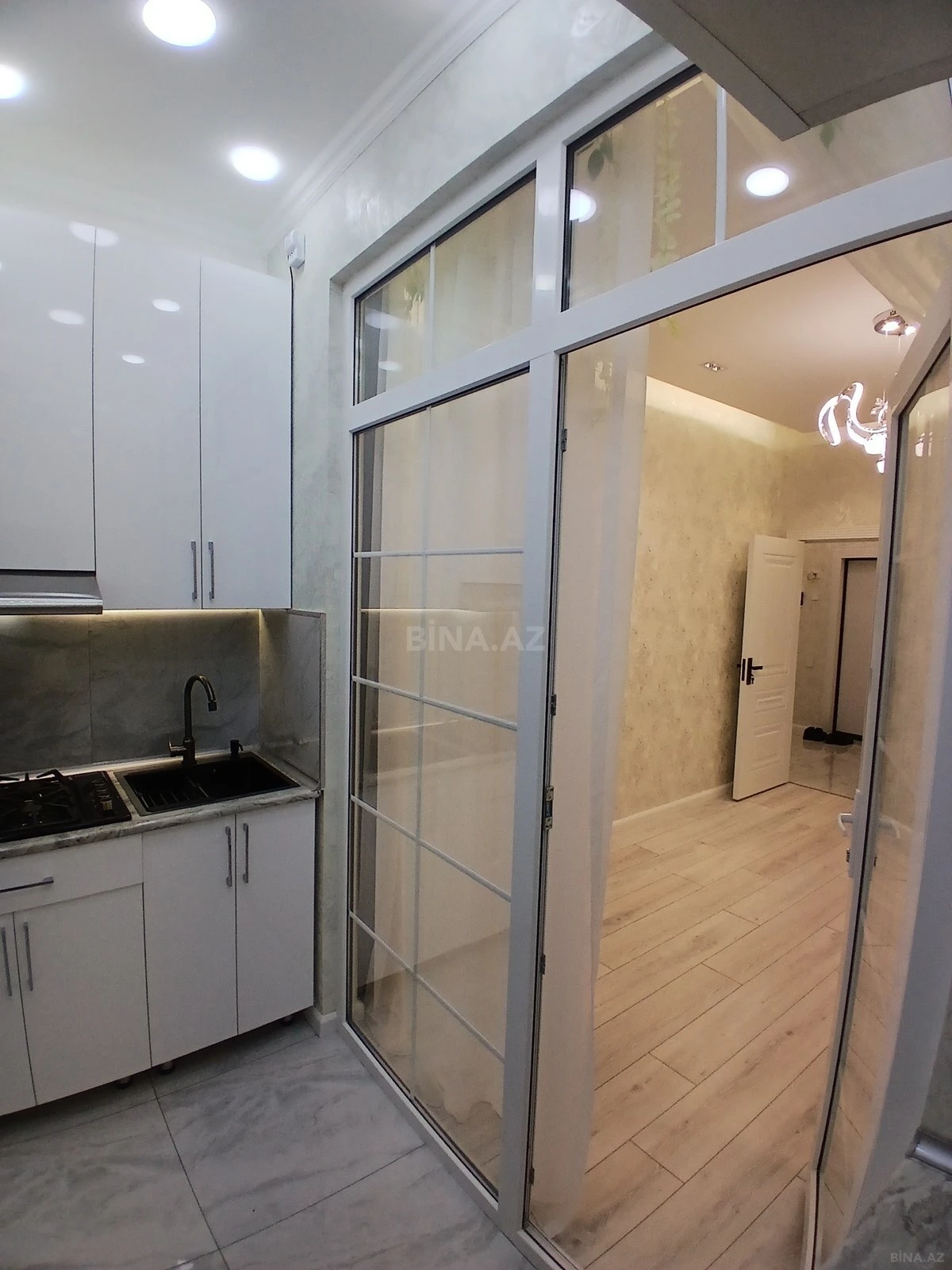 Satılır 2 otaqlı mənzil 45 m²