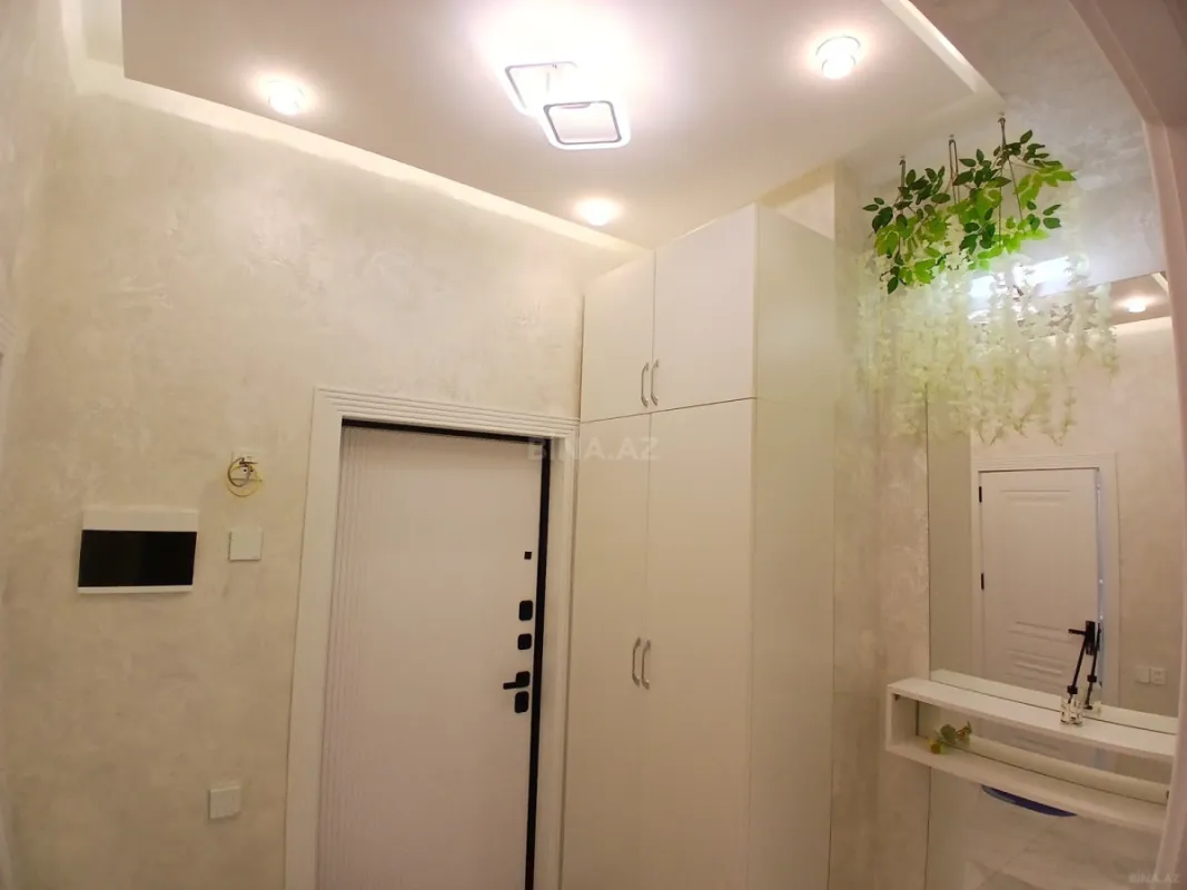 Satılır 2 otaqlı mənzil 45 m²