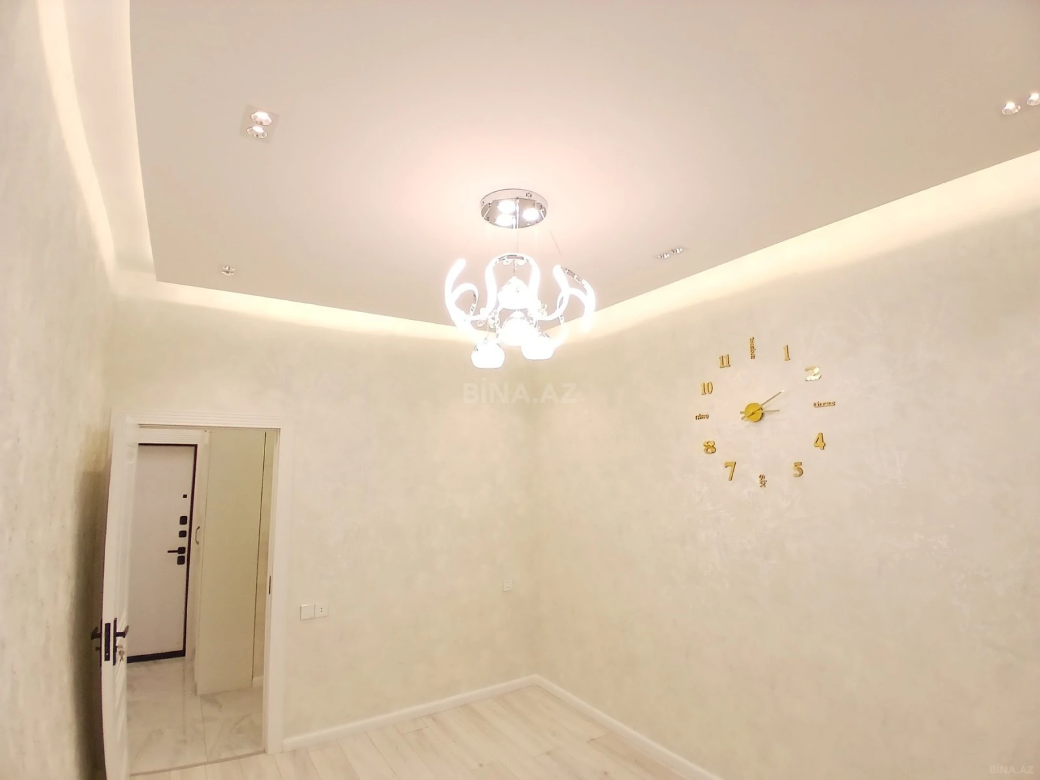 Satılır 2 otaqlı mənzil 45 m²