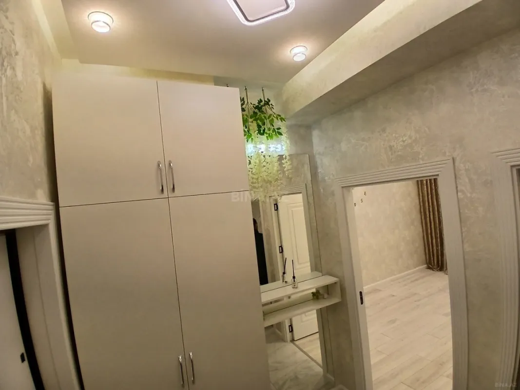 Satılır 2 otaqlı mənzil 45 m²