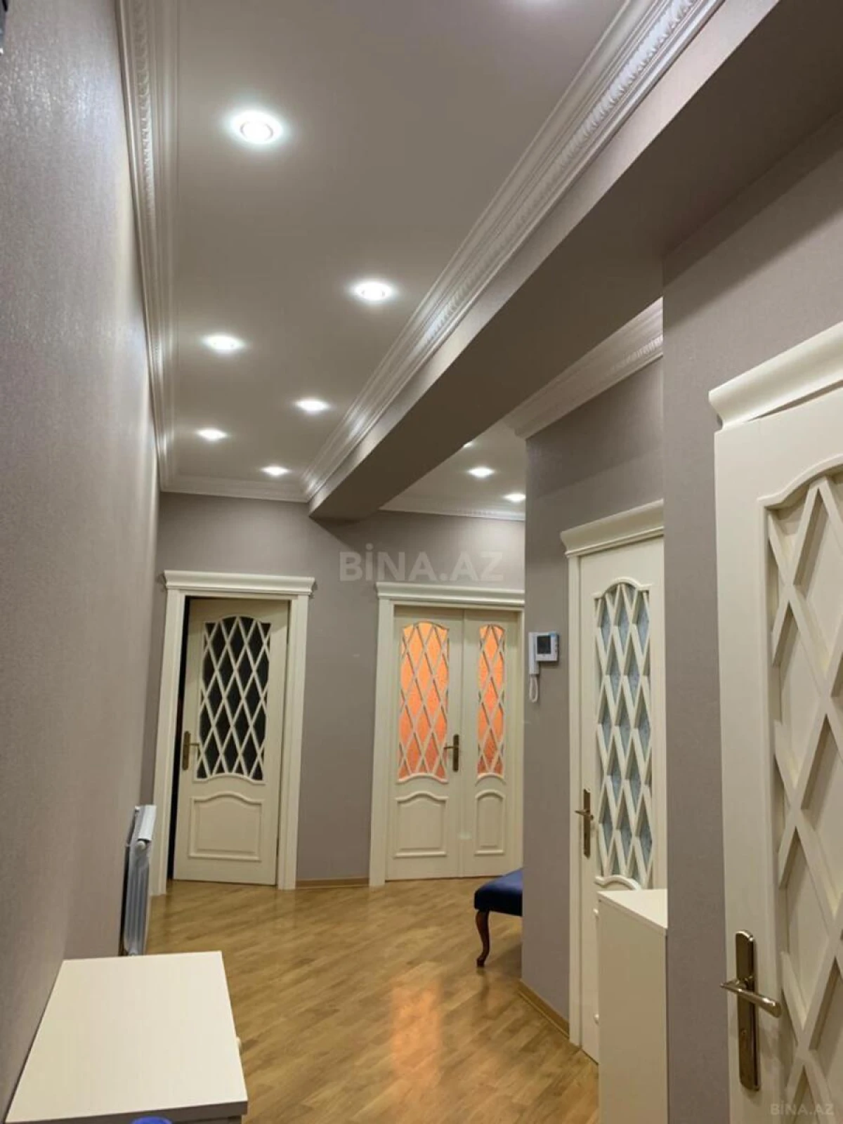 Kirayə verilir 3 otaqlı mənzil 100 m²