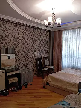 Satılır 3 otaqlı mənzil 95 m²