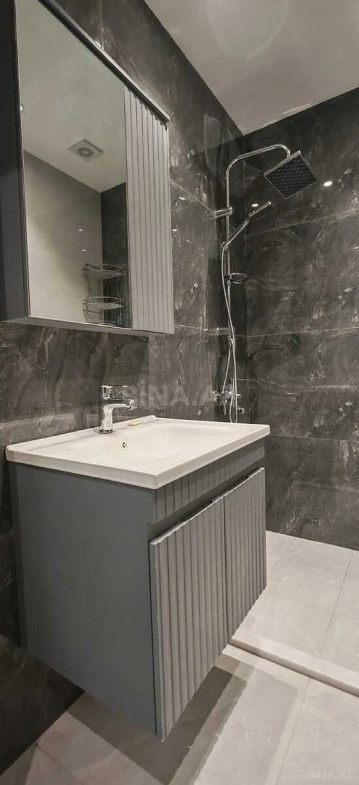 Satılır 2 otaqlı mənzil 55 m²