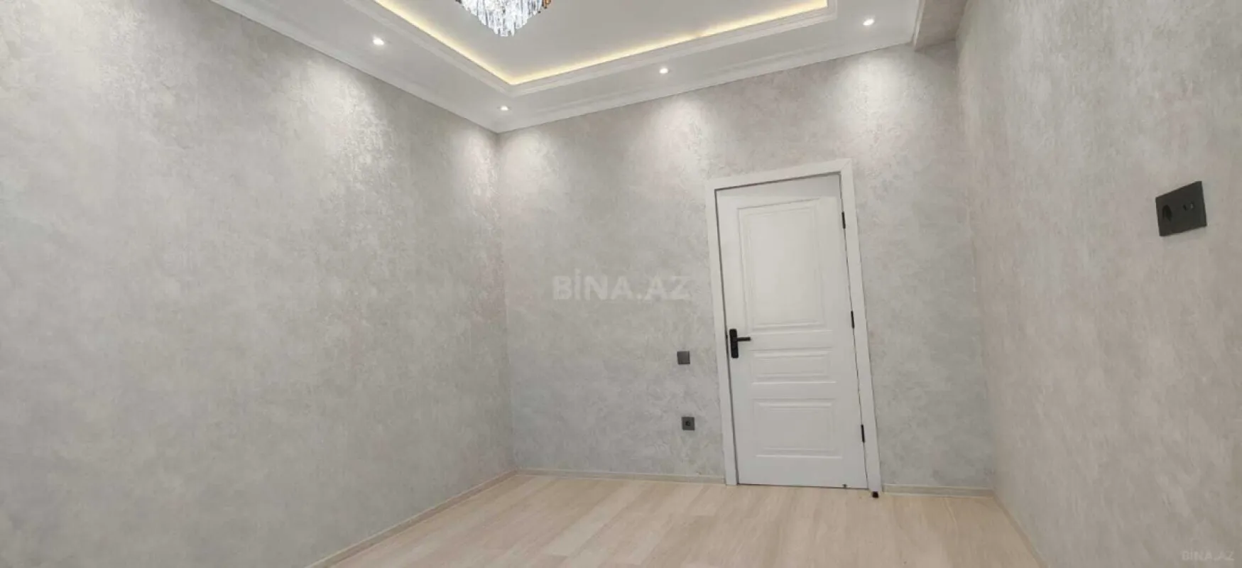 Satılır 2 otaqlı mənzil 55 m²