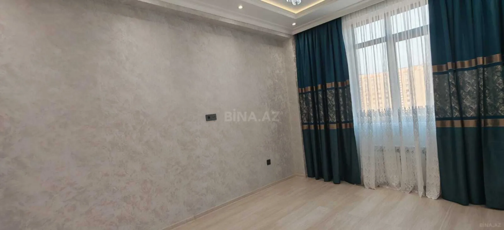 Satılır 2 otaqlı mənzil 55 m²