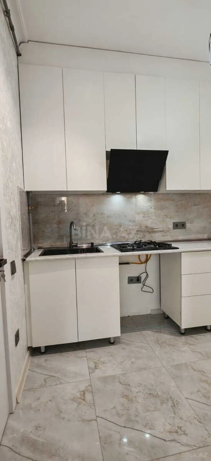 Satılır 2 otaqlı mənzil 55 m²