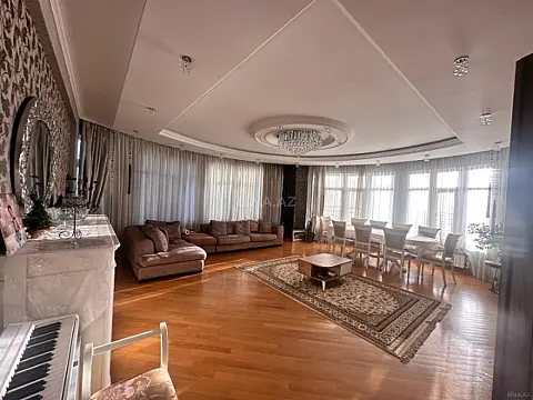 Satılır 3 otaqlı mənzil 167 m² — Bakı 3 otaq 167.00 m²