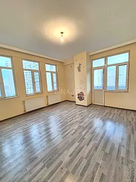 Kirayə verilir 3 otaqlı mənzil 160 m²