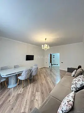 Satılır 3 otaqlı mənzil 115 m²