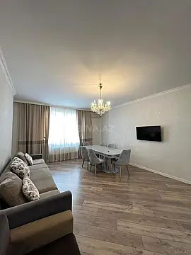 Satılır 3 otaqlı mənzil 115 m²