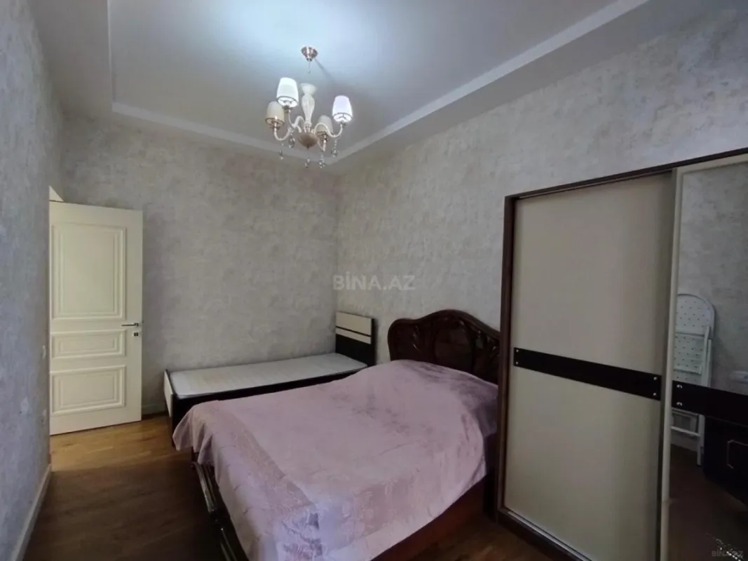 Kirayə verilir 2 otaqlı mənzil 86 m²