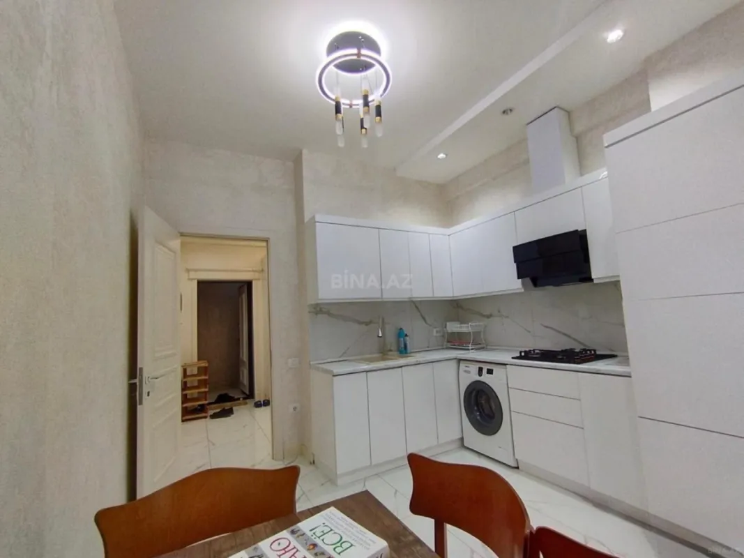 Kirayə verilir 2 otaqlı mənzil 86 m²