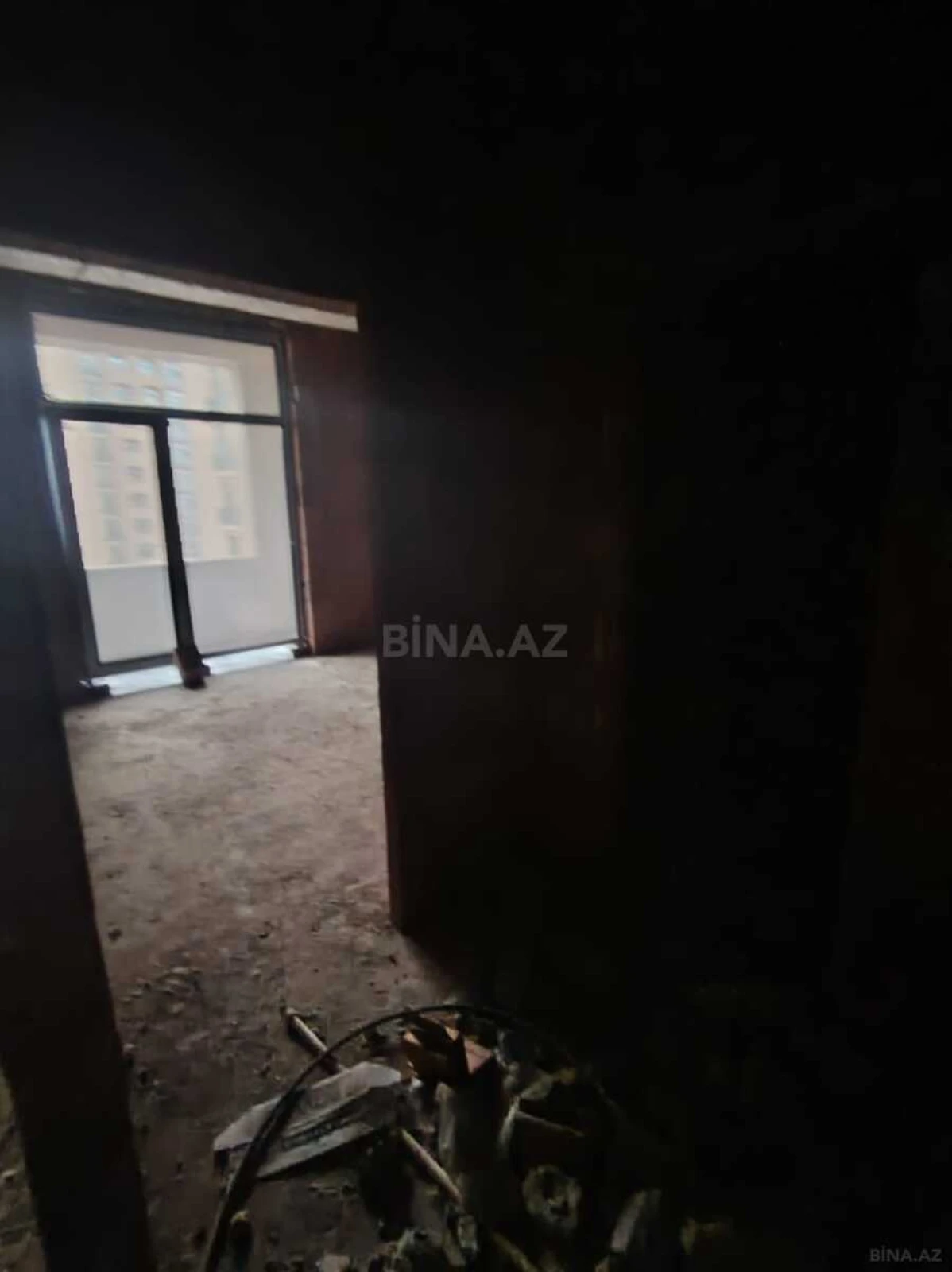 Satılır 2 otaqlı mənzil 95 m²