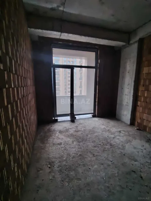 Satılır 2 otaqlı mənzil 95 m²