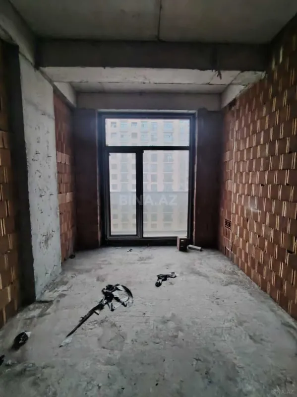 Satılır 2 otaqlı mənzil 95 m²