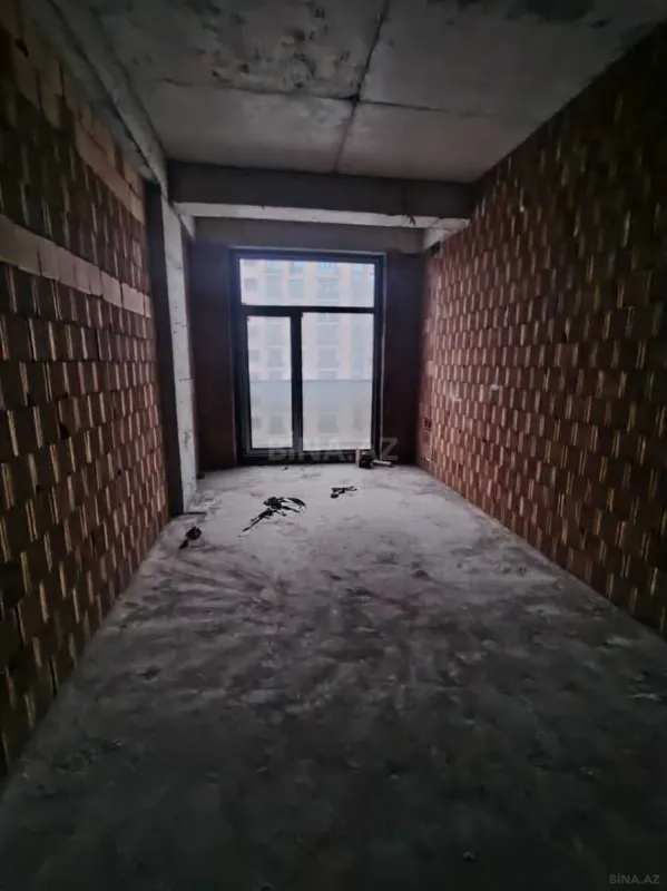 Satılır 2 otaqlı mənzil 95 m²