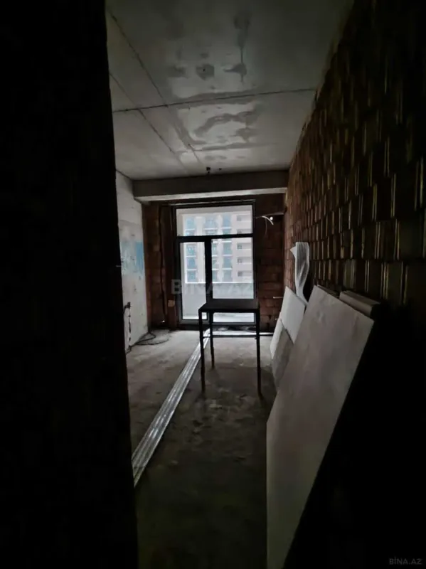 Satılır 2 otaqlı mənzil 95 m²