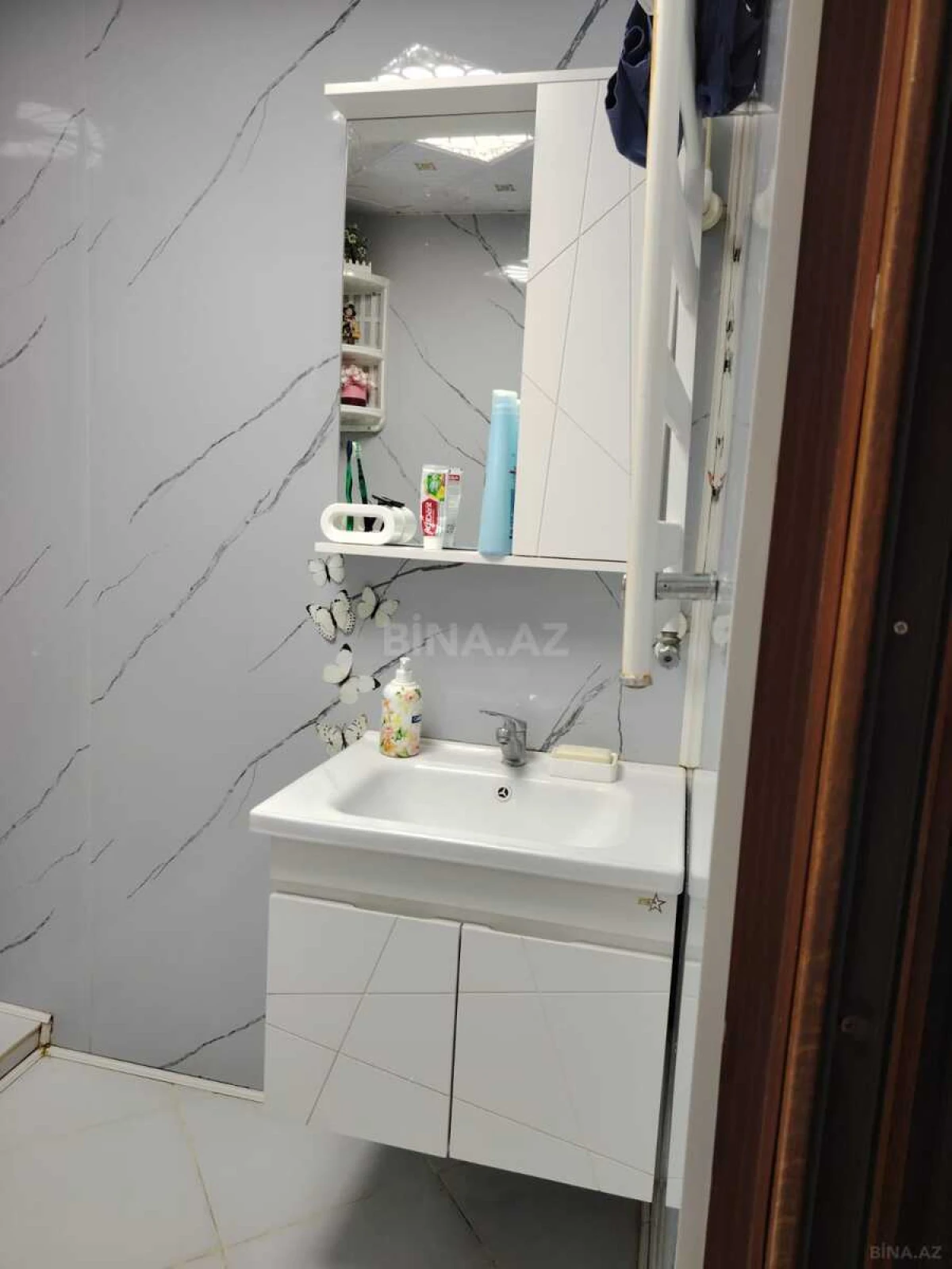 Satılır 4 otaqlı mənzil 80 m²