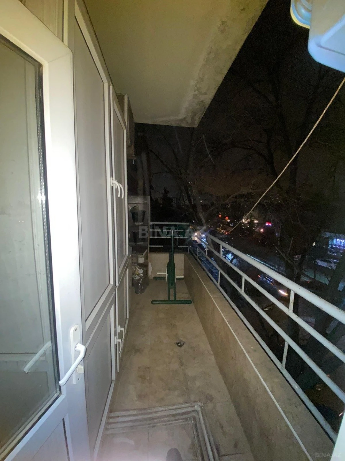 Kirayə verilir 2 otaqlı mənzil 100 m²