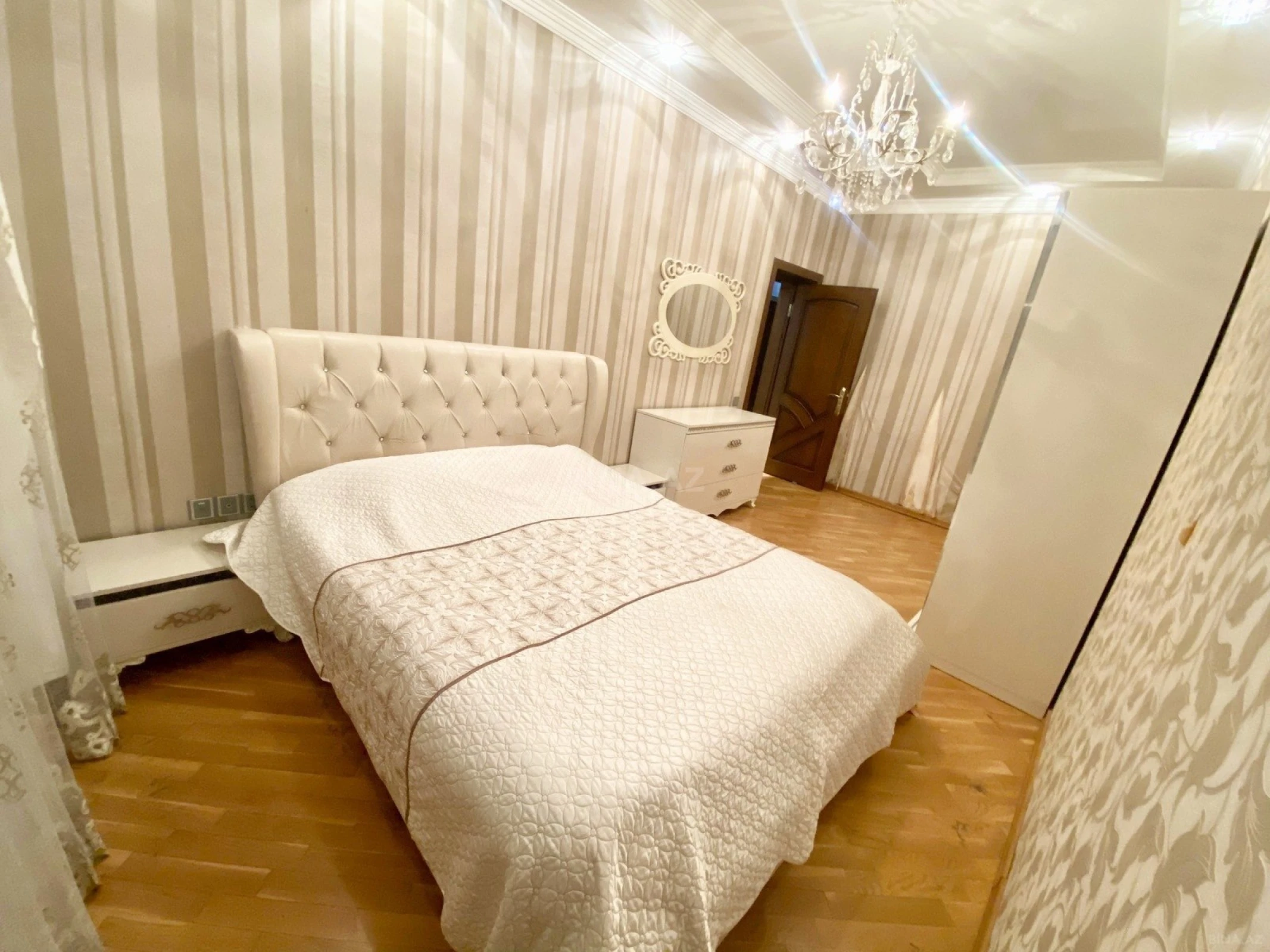 Kirayə verilir 2 otaqlı mənzil 100 m²