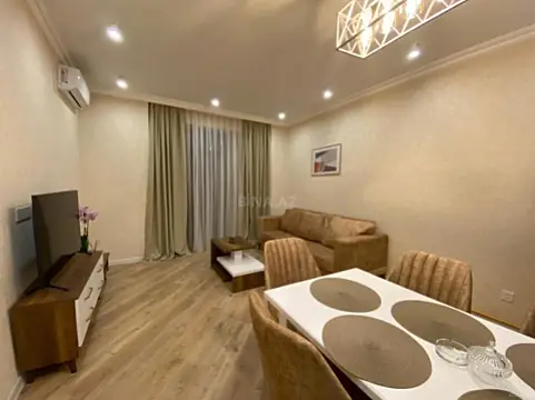 Kirayə verilir 2 otaqlı mənzil 70 m² — Bakı 2 otaq 70.00 m²
