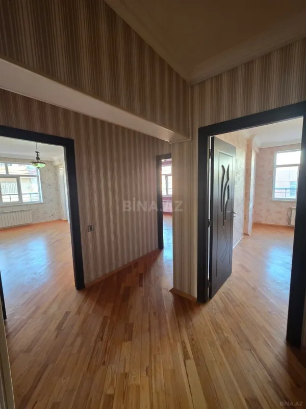 Satılır 3 otaqlı mənzil 110 m²