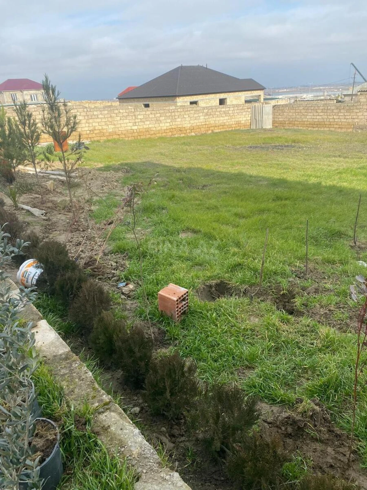 Satılır torpaq sahəsi 4 m²