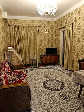 Kirayə verilir 2 otaqlı mənzil 50 m²