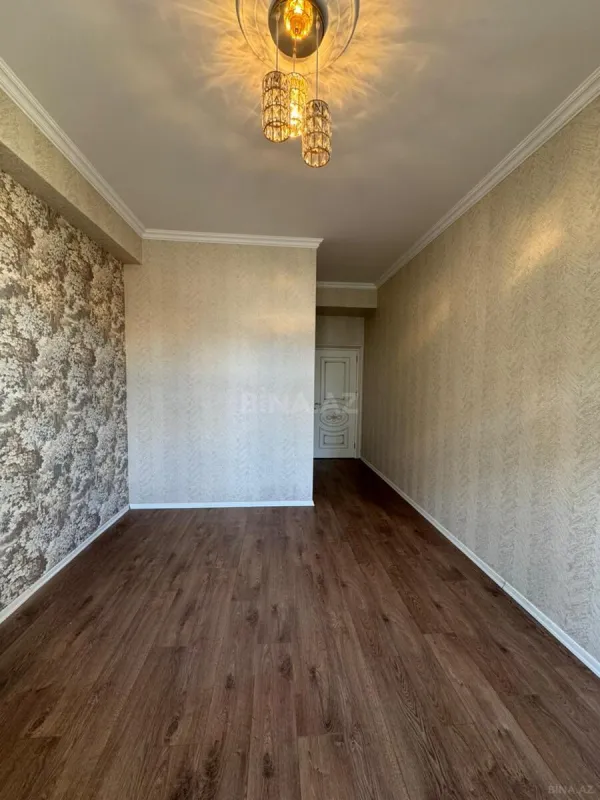 Satılır 3 otaqlı mənzil 105 m²