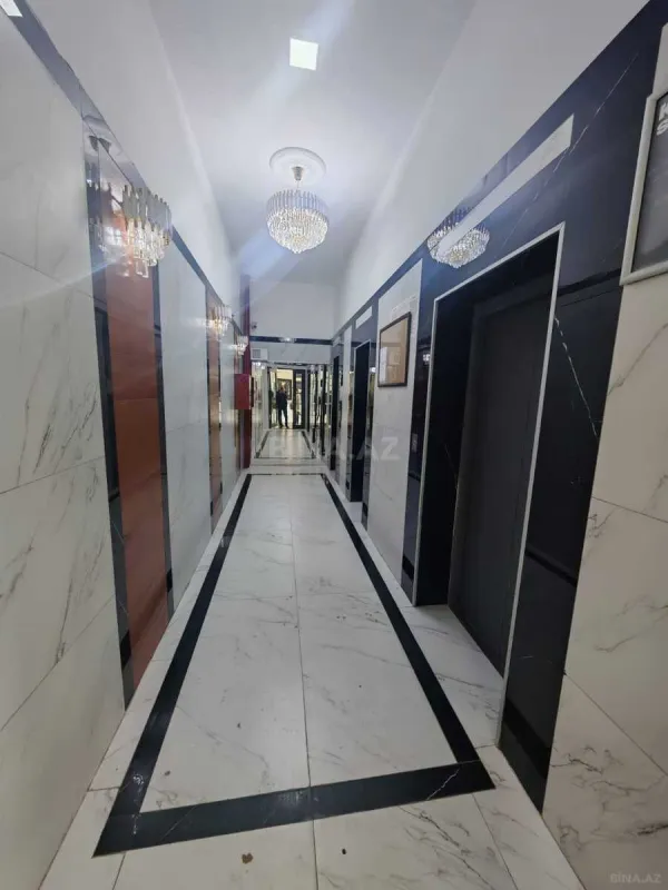 Kirayə verilir 3 otaqlı mənzil 156 m²