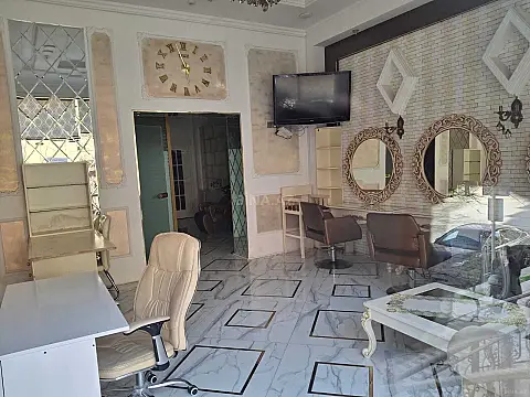 Kirayə verilir obyekt 150 m²