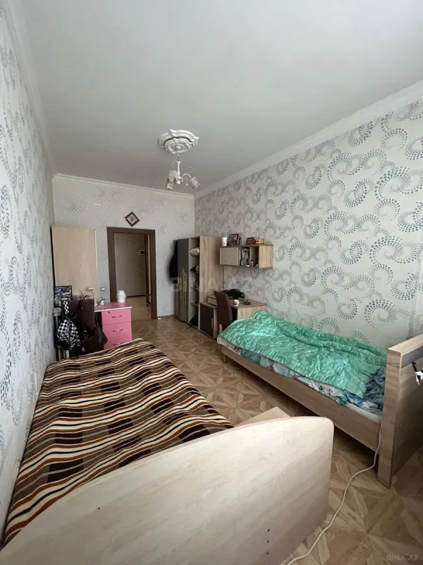 Satılır 3 otaqlı mənzil 120 m²