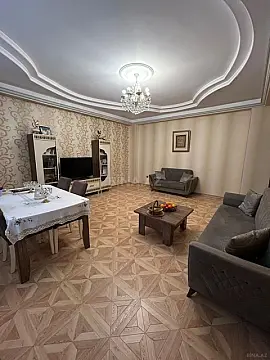 Satılır 3 otaqlı mənzil 120 m²
