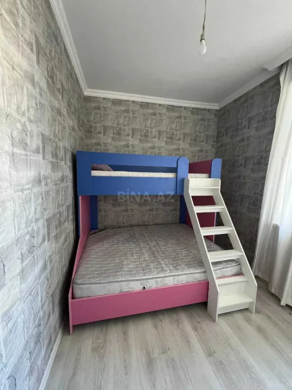 Kirayə verilir 2 otaqlı mənzil 60 m²