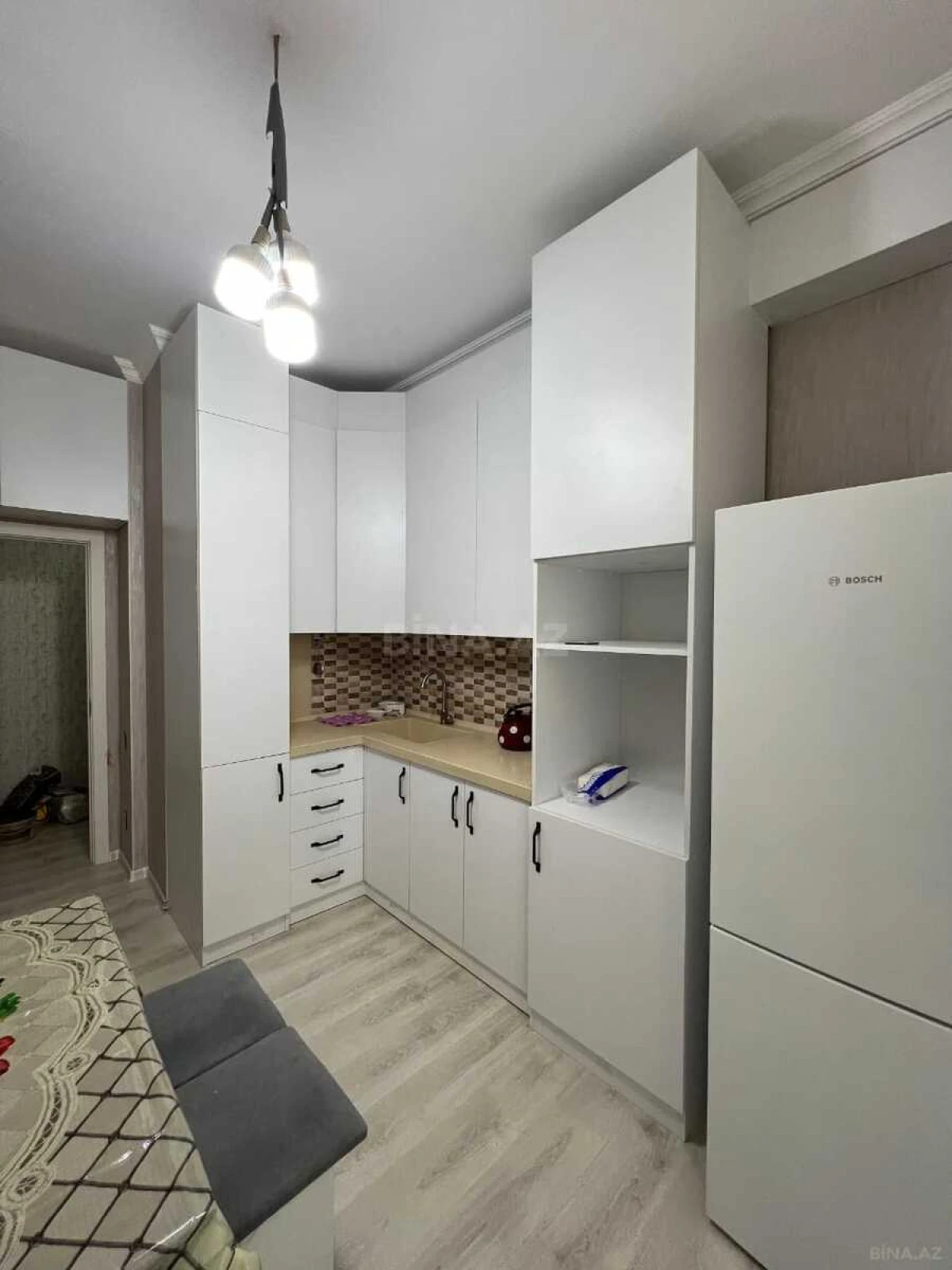 Kirayə verilir 2 otaqlı mənzil 60 m²