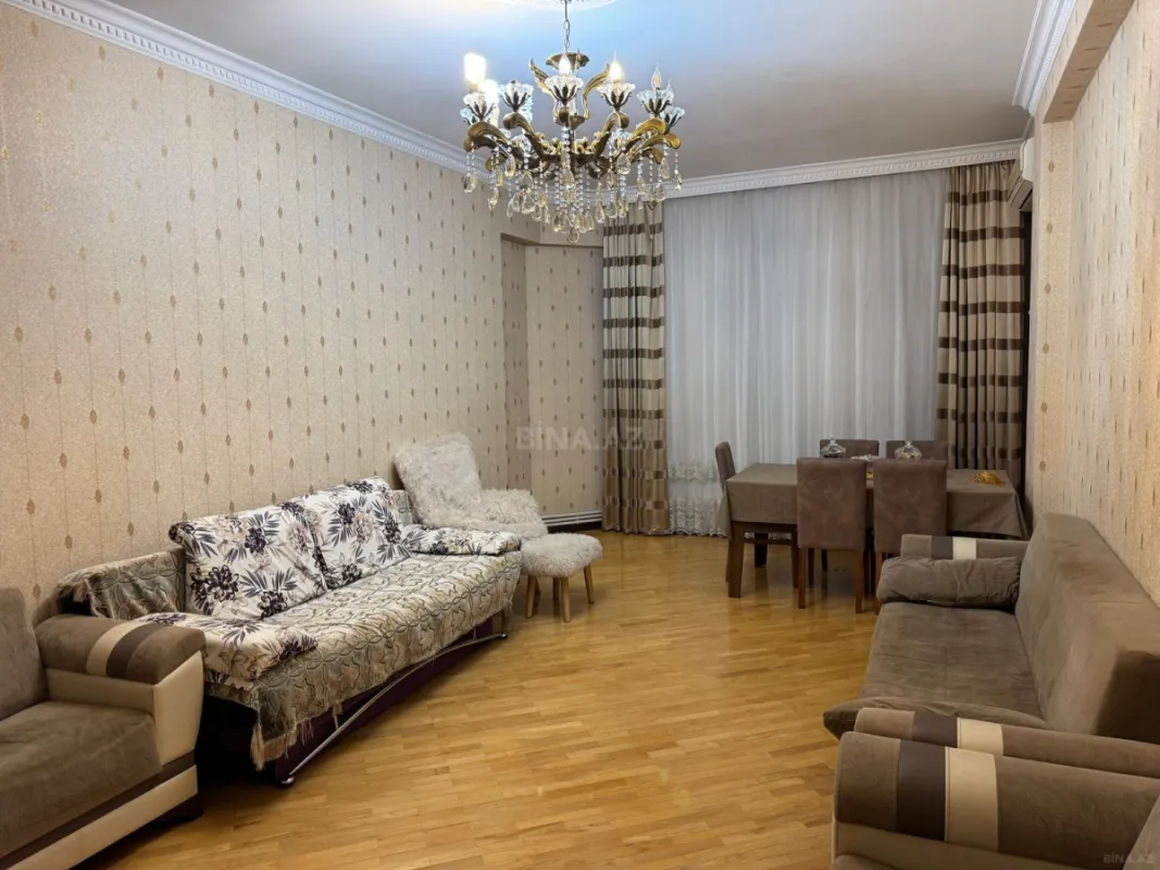 Kirayə verilir 3 otaqlı mənzil 108 m²