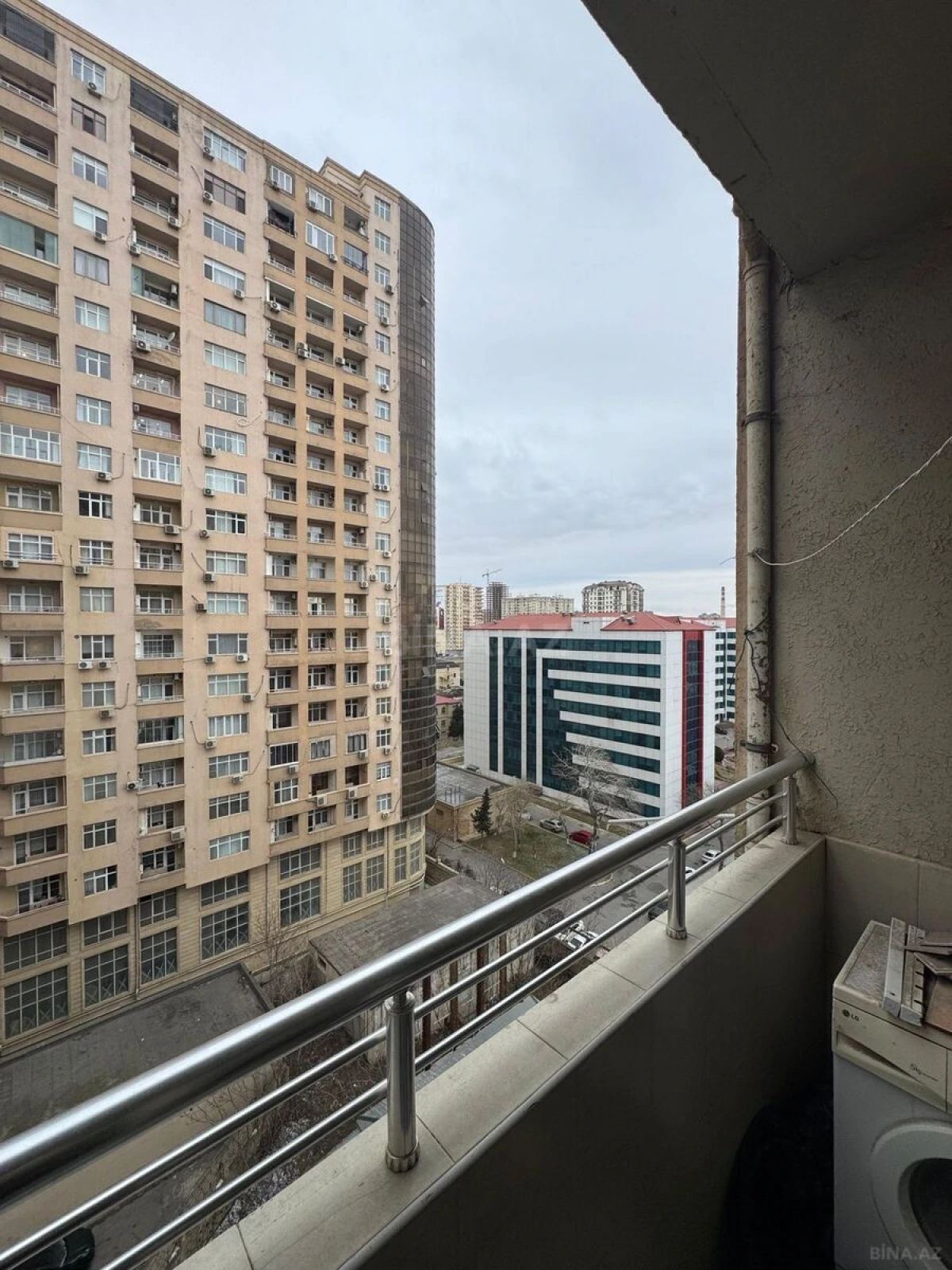 Kirayə verilir 3 otaqlı mənzil 108 m²